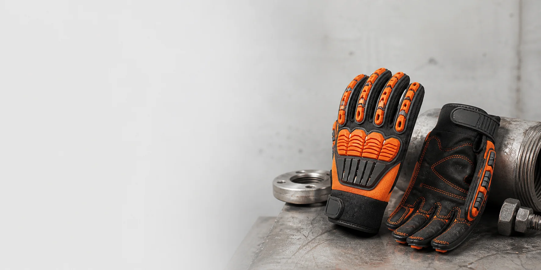 Impact resistant gloves for industrial work
